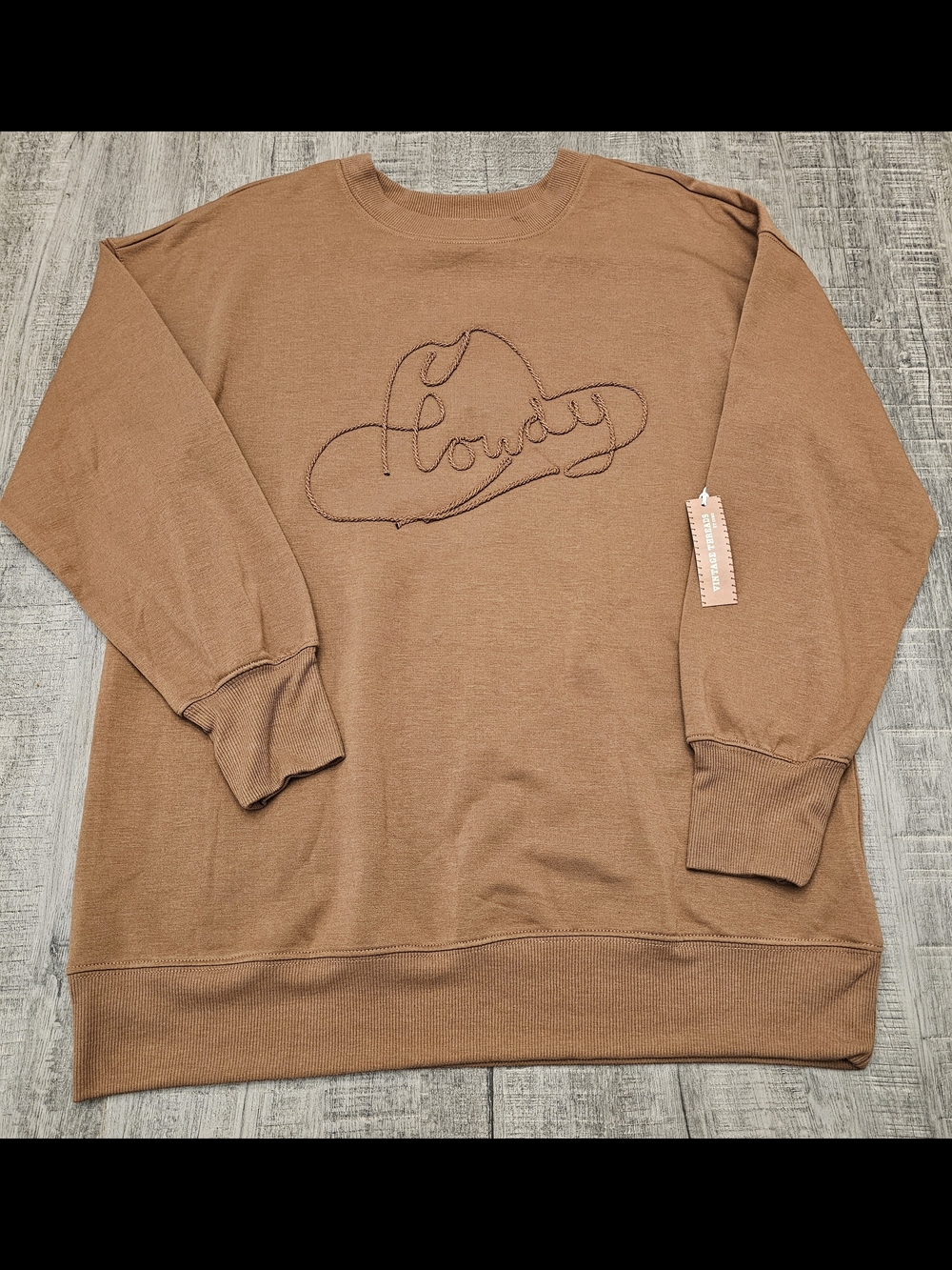 Vintage Threads 'Howdy' Embroidered Crewneck Sweater - Tan